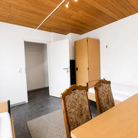 Geraeumige Monteurwohnungen In Ruesselsheim Am Main *